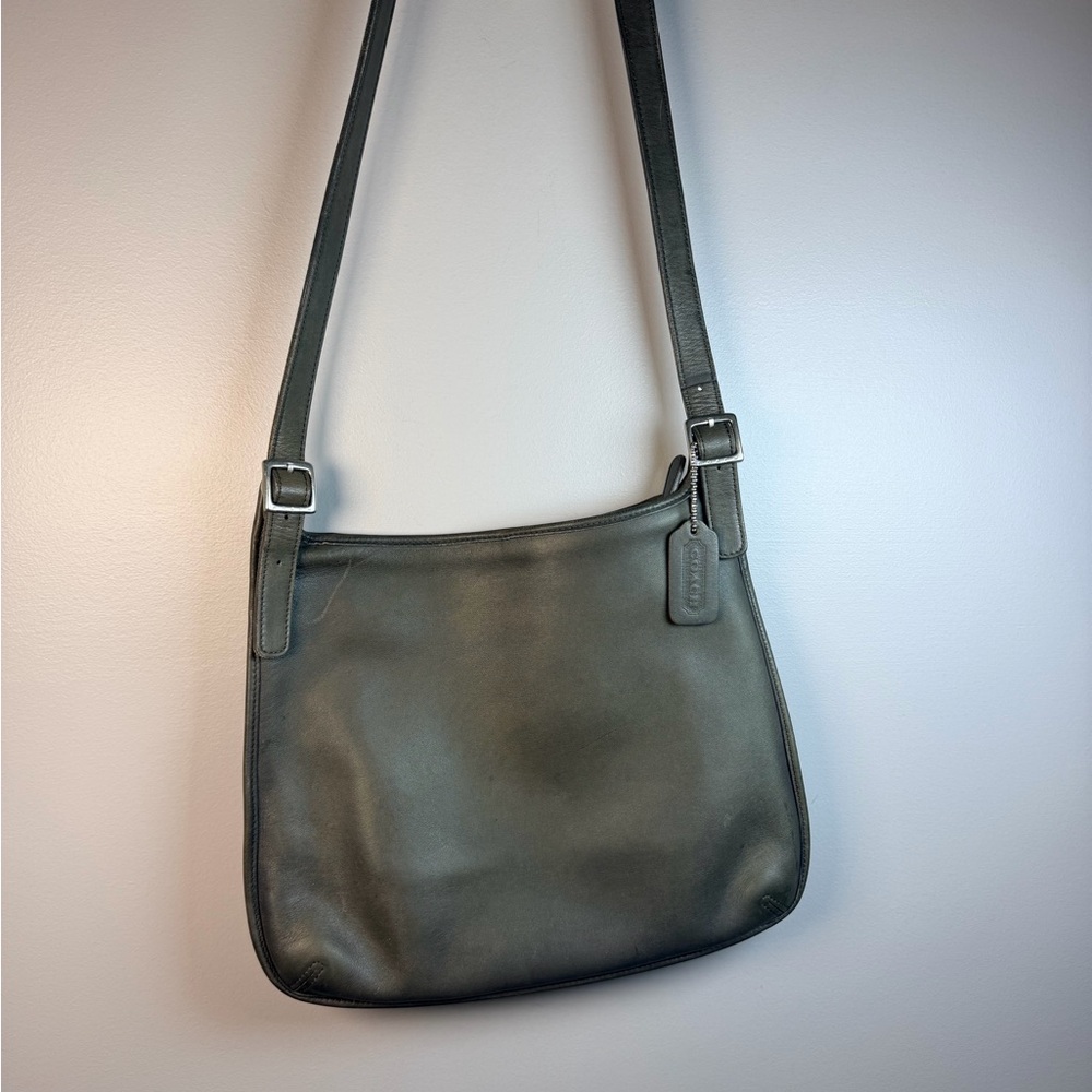 Coach Vintage 9146 Hippy Bag Gray w silver hardware original Hangtag crossbody